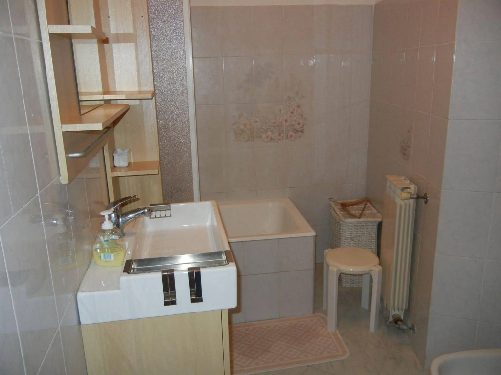 Rina Rooms