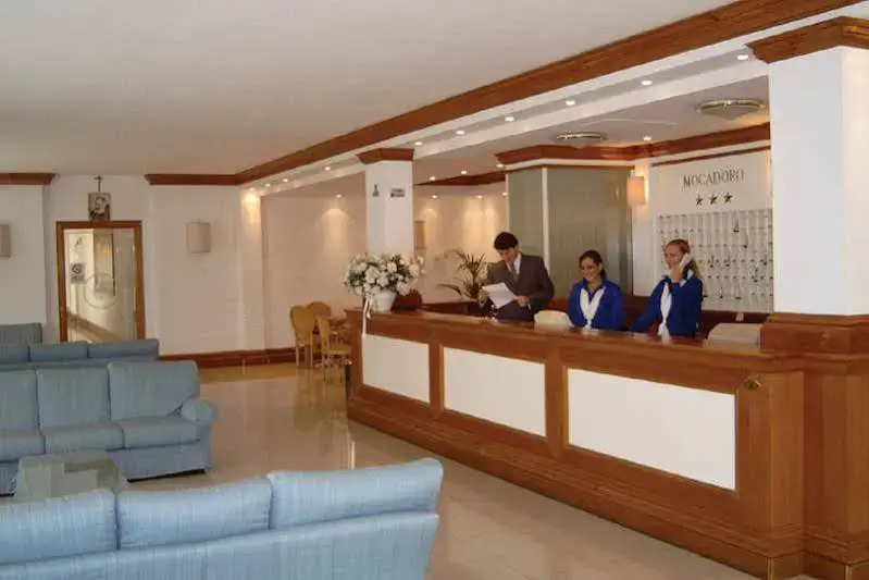 Akross Hotel