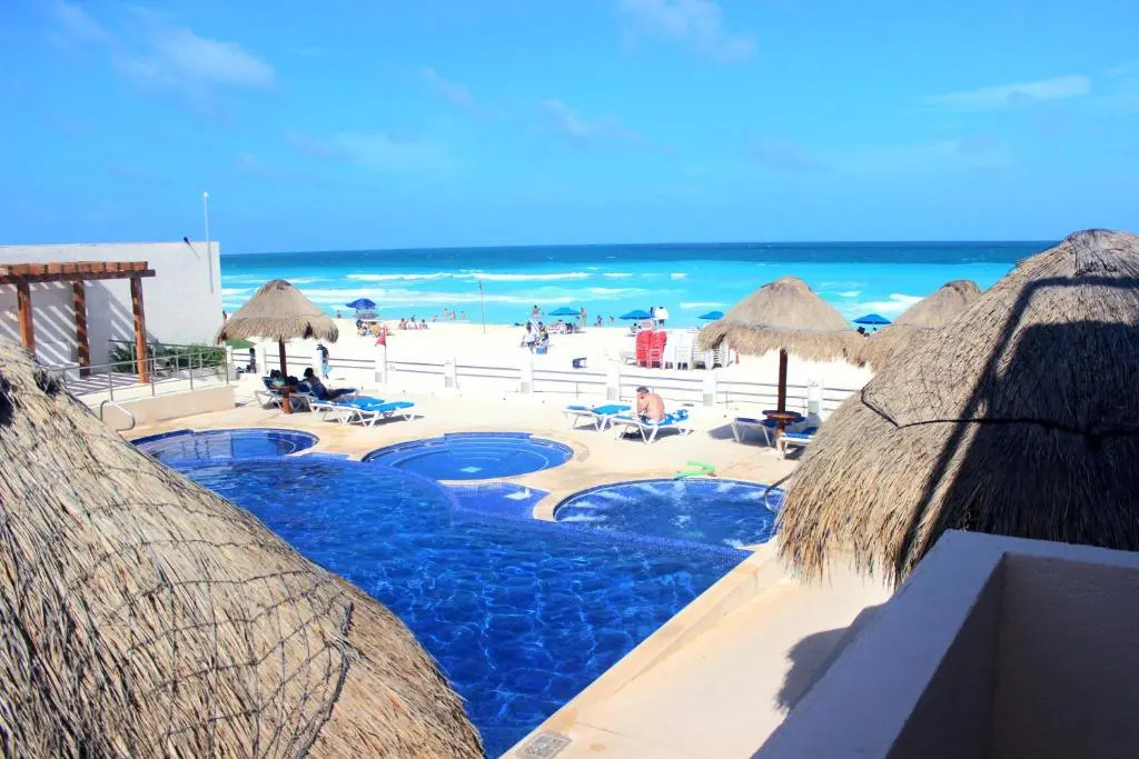 Villas Marlin 108, a pie de playa, albercas, jacuzi, ubicacion inmejorable