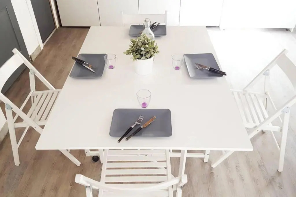 GregBnb-com - Filet suspendu ! - PARKING INCLUS - CLIMATISÉ - WIFI -15min Gare