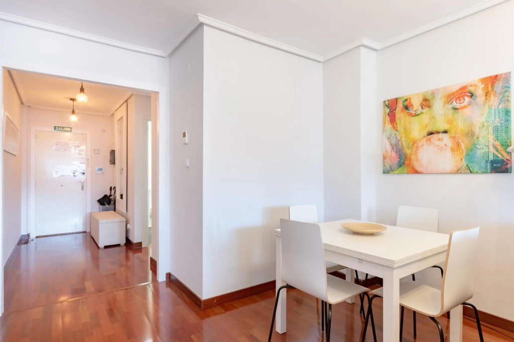 Precioso apartamento cerca de Bilbao Exhibition Center -BEC-, Bilbao y playas