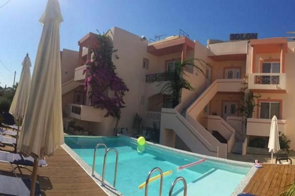 Solon Apartments Near Beach