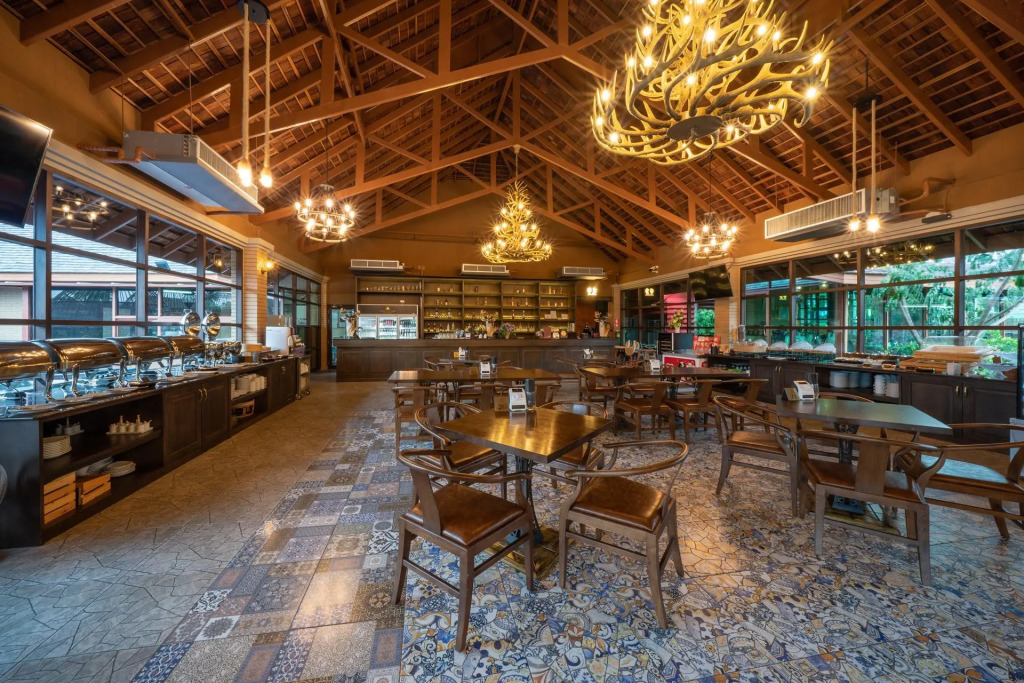 Khum Damnoen Resort