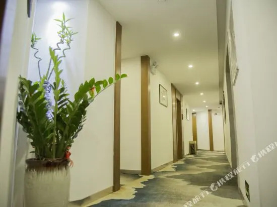Not late Hotel (Tong'an South Ring Road)