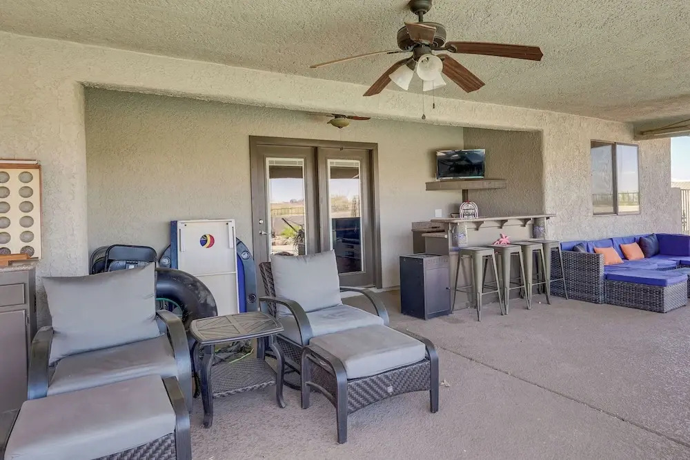 4 Mi to Lake Havasu State Park: Home w/ Mtn Views!