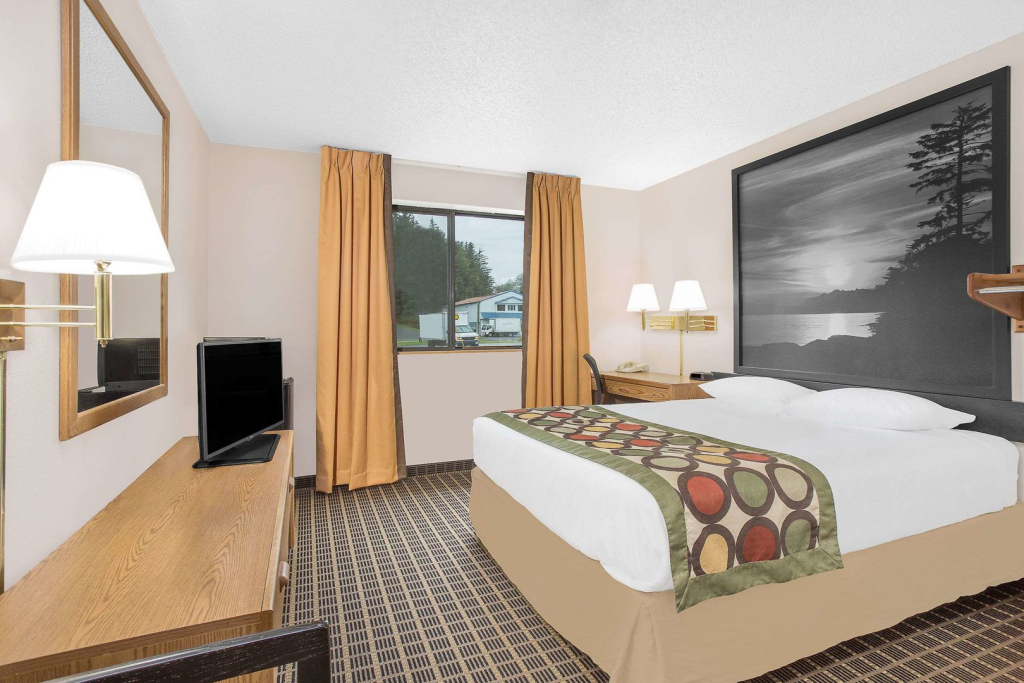 Baranof Lodge
