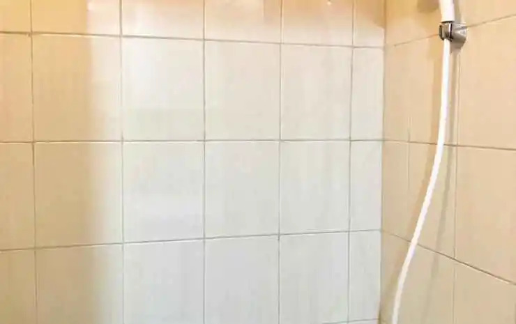 Apartment Light Signature Cawang by Eti