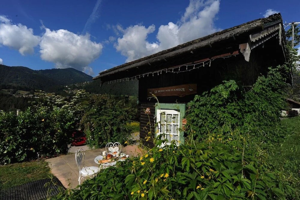 Chalet With one Room in Montriond, With Wonderful Mountain View, Furni