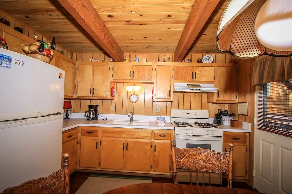 Foxwoods Cabin -1055 by Big Bear Vacations
