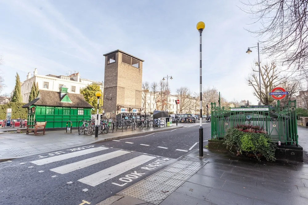 3 Bedrooms  Apartment  Central London