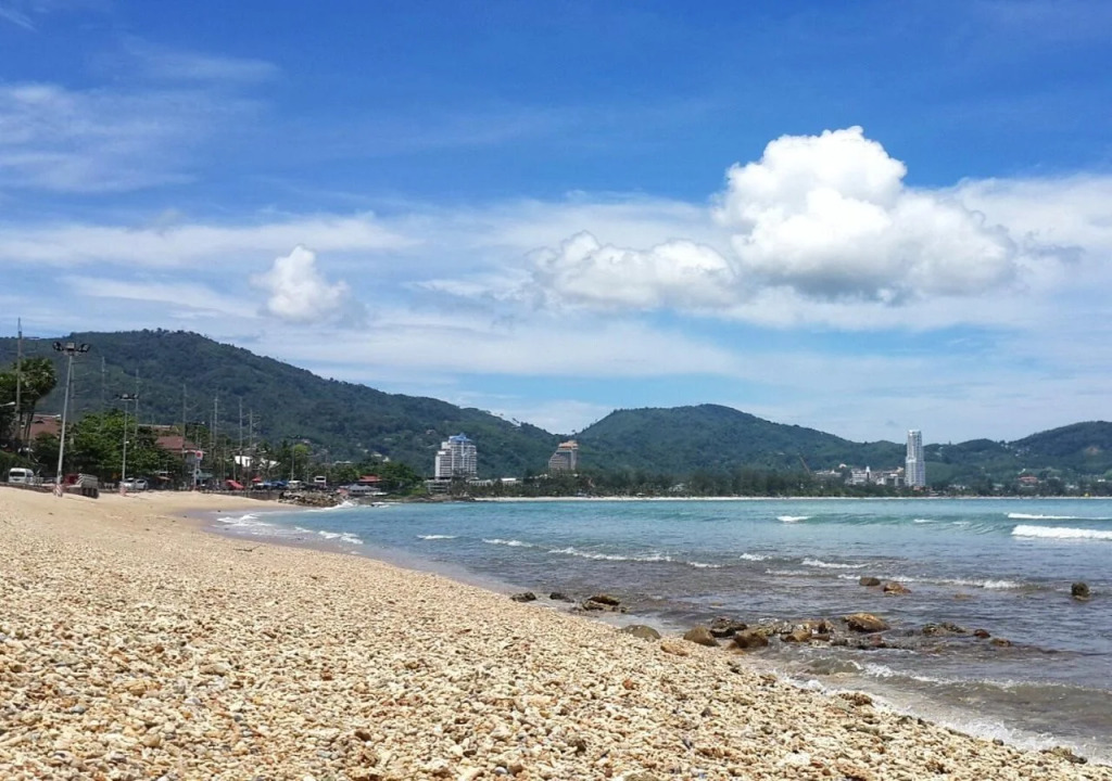At Phuket Inn Patong Beach