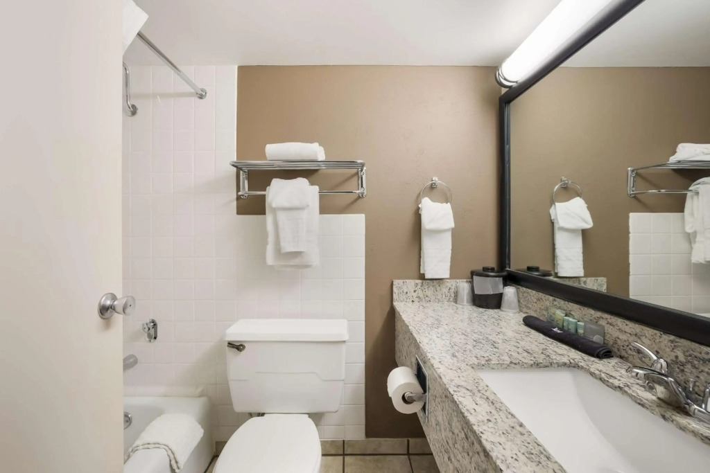 Best Western Riverfront Inn