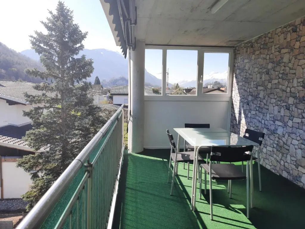 Green Hill Rooms