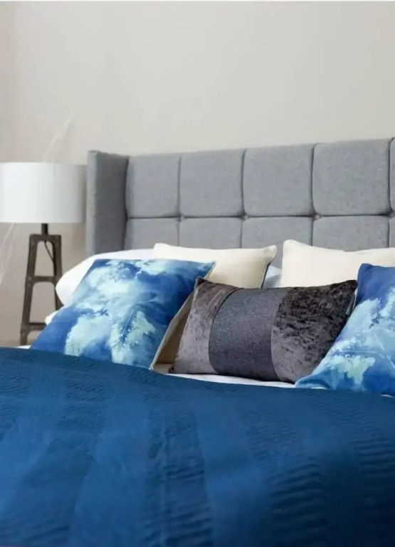 Trendy Ground-floor 2-bedroom Apartment Close to Haymarket Station