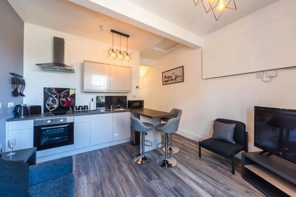 Mandela House Apartments Near Edinburgh