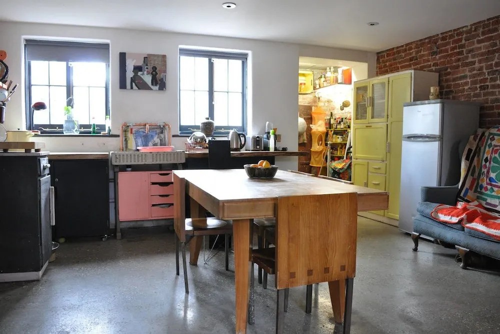 Colourful 3 Bedroom House in Camberwell
