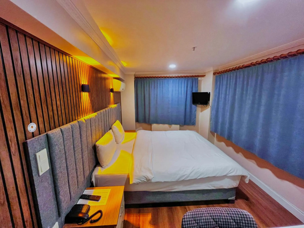 Naila Hotel