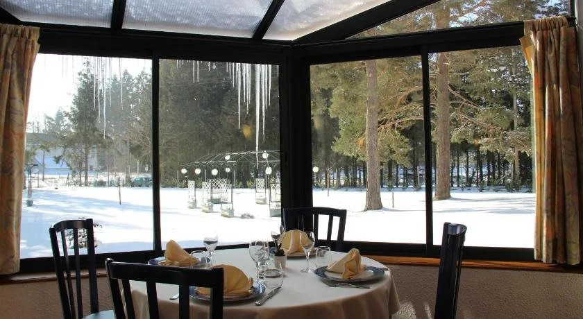 Hôtel Restaurant Logis La Méridienne