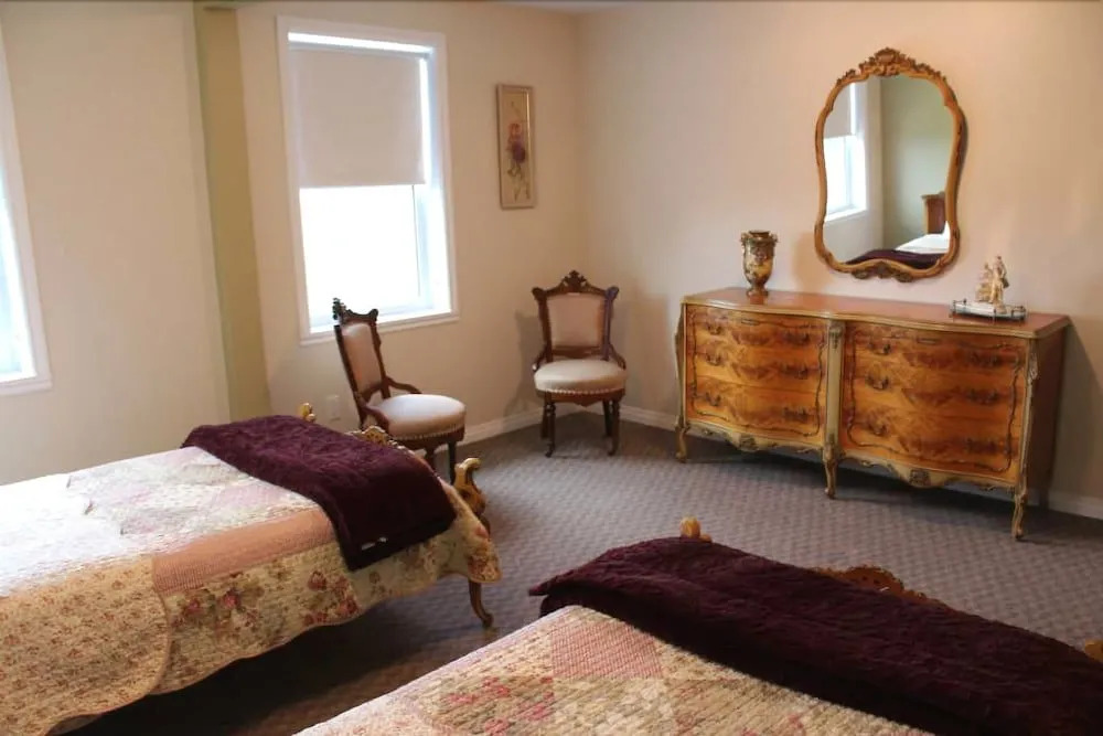 Honeycomb Bed & Breakfast