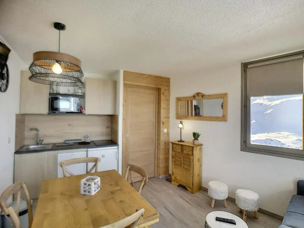 Appartement Les Menuires, 1 pièce, 4 personnes - FR-1-178-54