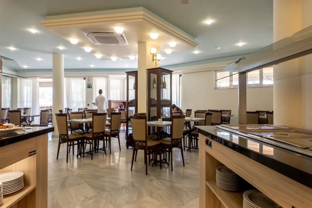 Chrispy Beach Resort, Agia Marina