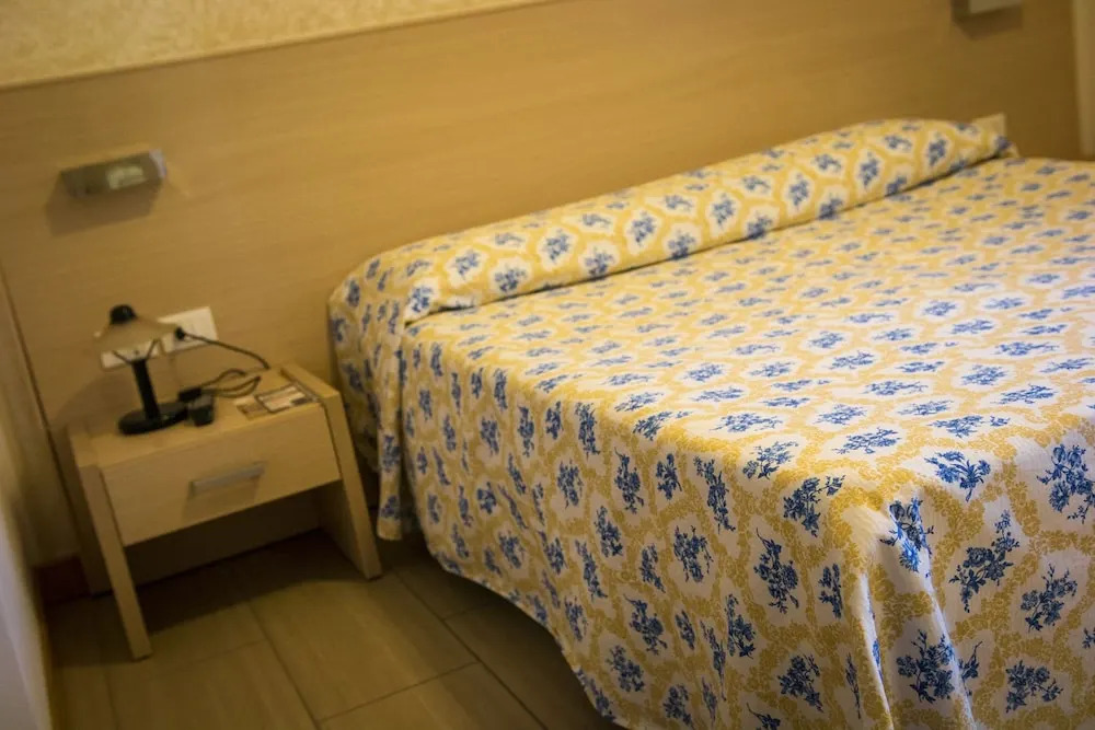 Hotel Ristorante Cigno - Camere and Aparthotel