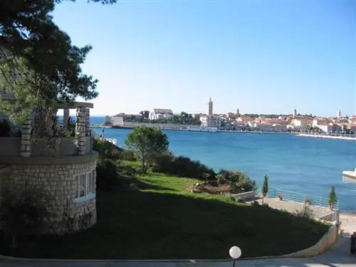 Integrated Hotel Arbia - Villa Magdalena