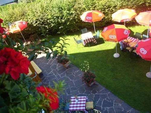 Aparthotel Viktorias Home