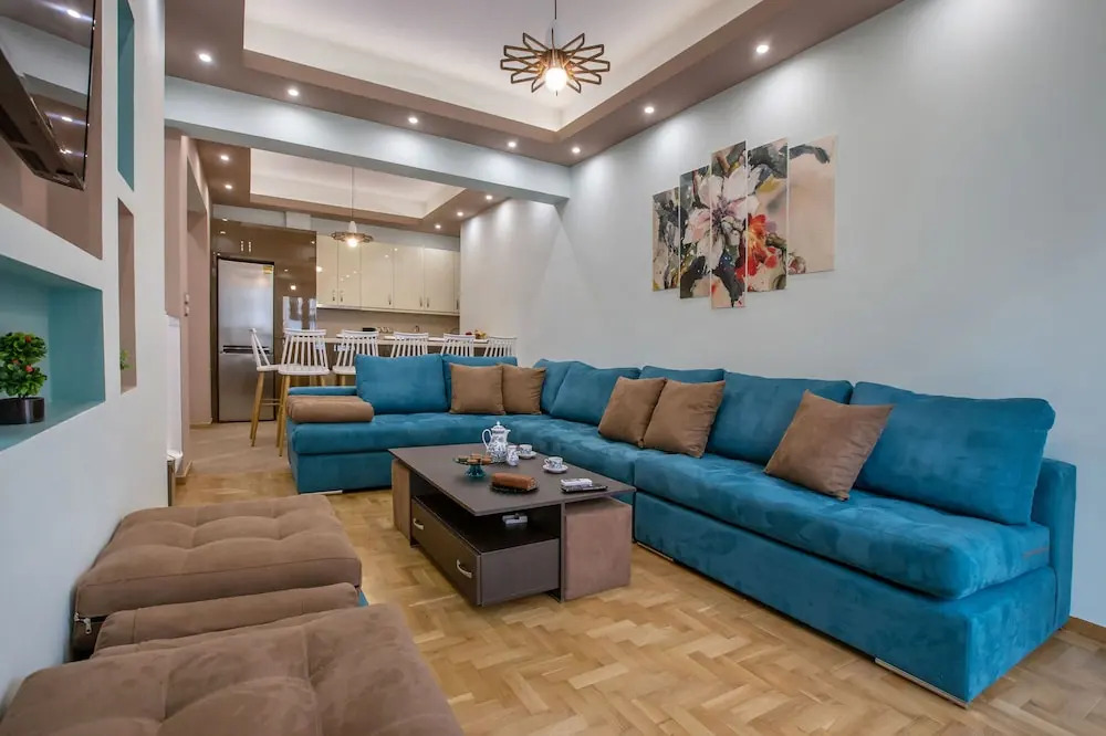 Stunning Apt near Acropolis Museum by GHH