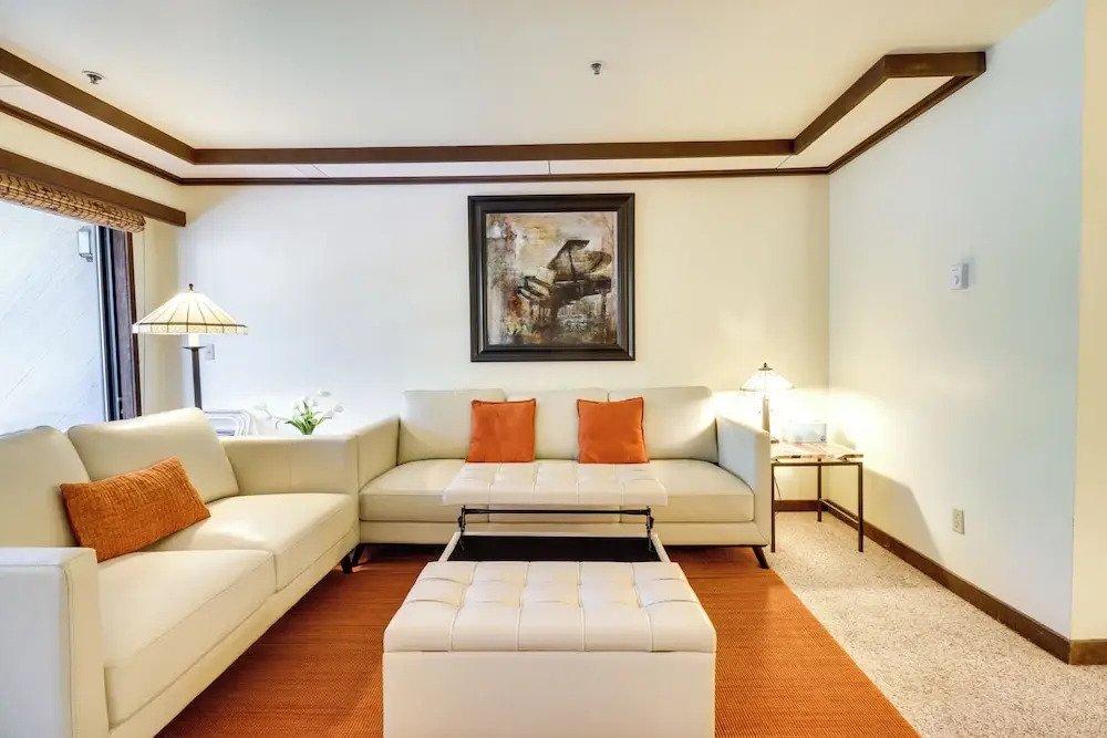 Walk to Ski Shuttle: Incline Village Condo