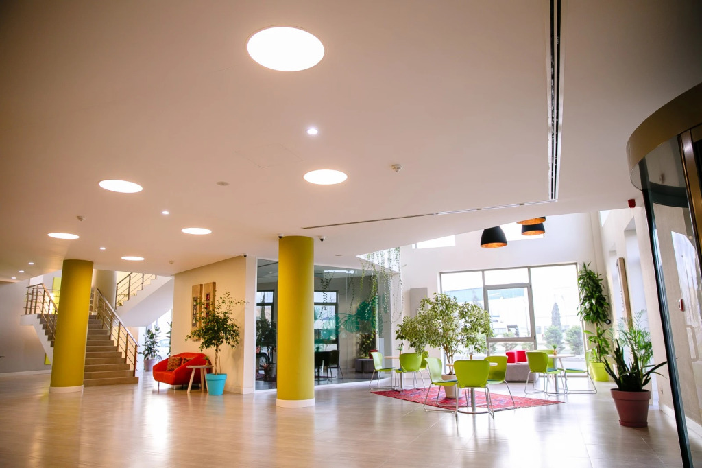 HomeBridge Hotel Apartments