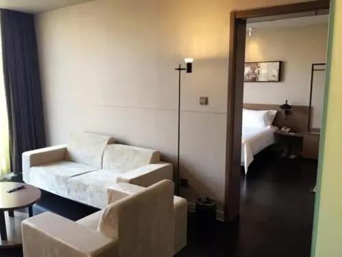 Jinjiang Select Yancheng Dafeng Jinfeng South Street Branch