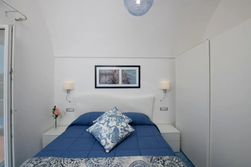 Donna Luisa Suites 19 Amalfi view
