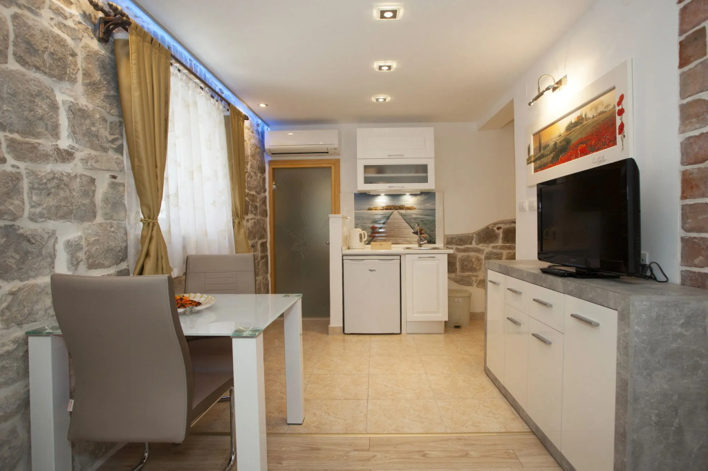 House Sandra