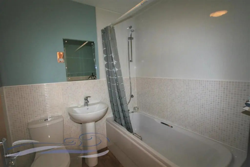 Two Bedroom Apartment with Sea View - 30 Fisherman's Way