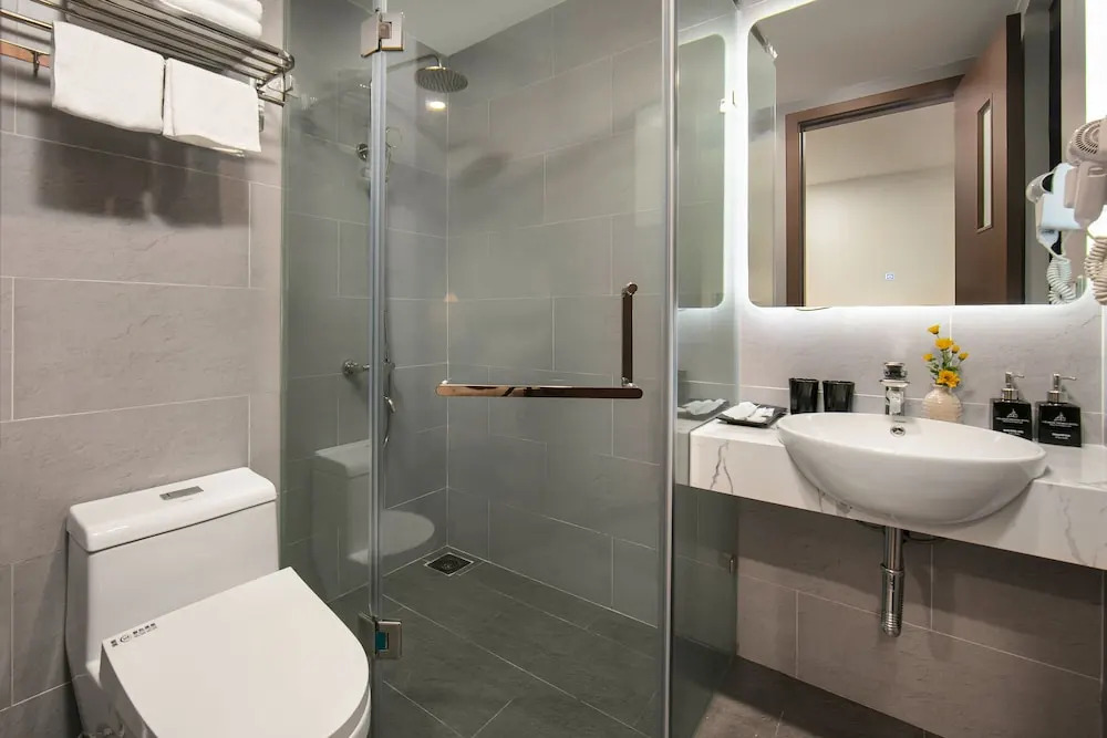 Hanoi Vacanza Premier Hotel