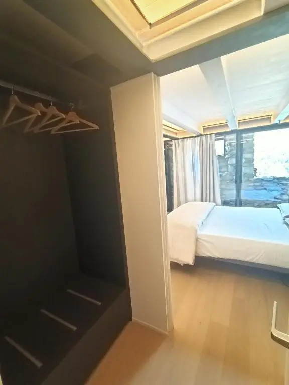 V&V RentRoom Design