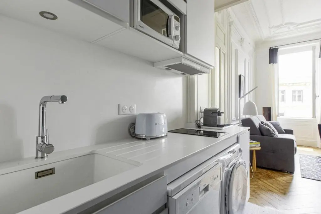 Charming studio in typical residence 300 m to the beaches - Welkeys