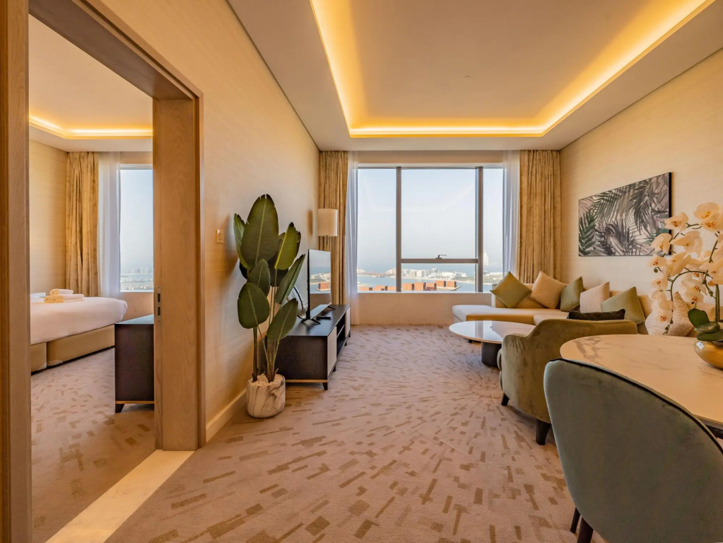 Palm Jumeirah- The Palm Tower 1 2205