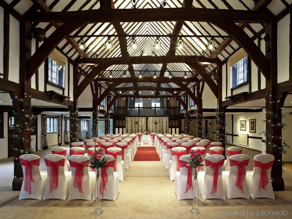 Sunday Box Hill Burford Bridge Hotel