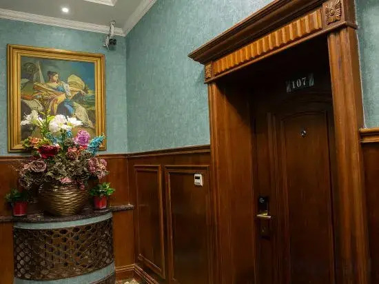 Harbin Kailai Garden Hotel (Hongzhuan Street Morning Market Central Avenue Subway Station)