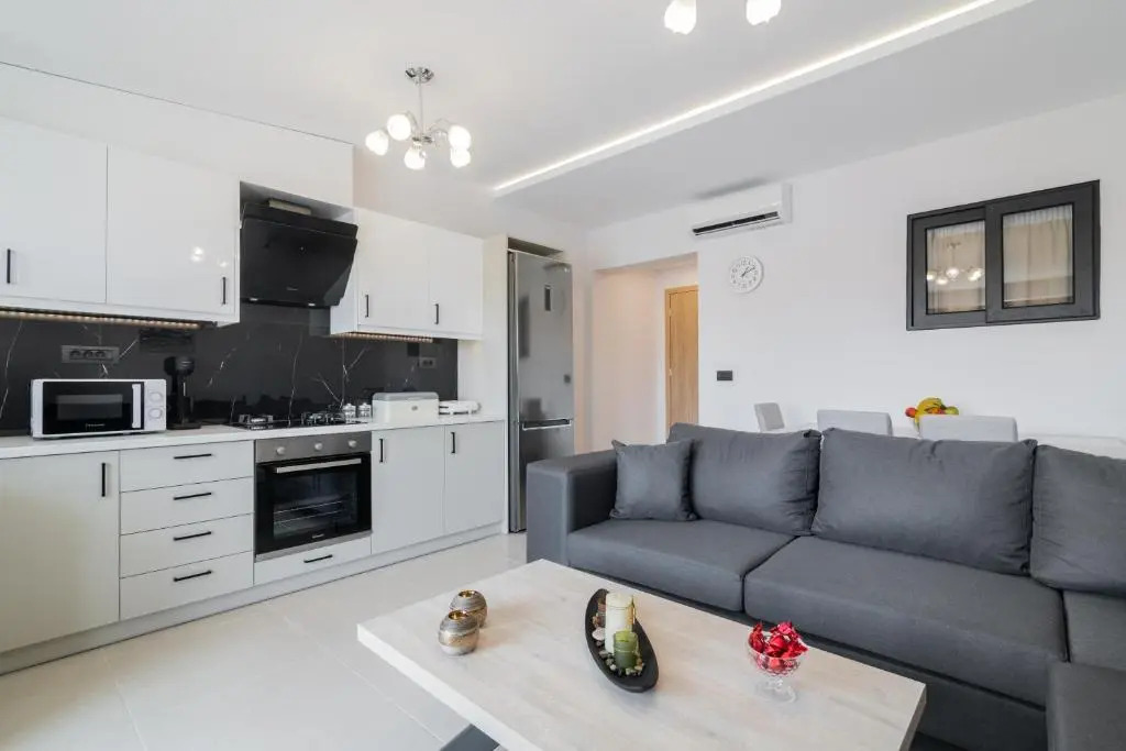 Ervin s Downtown Apartment - Ervin s Downtown Apartment