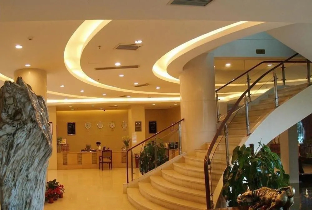 Xinjin Lijin Hotel