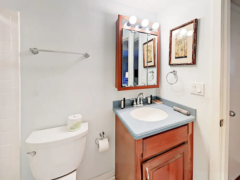 Forest Beach Unit 105 - 2 Br Condo