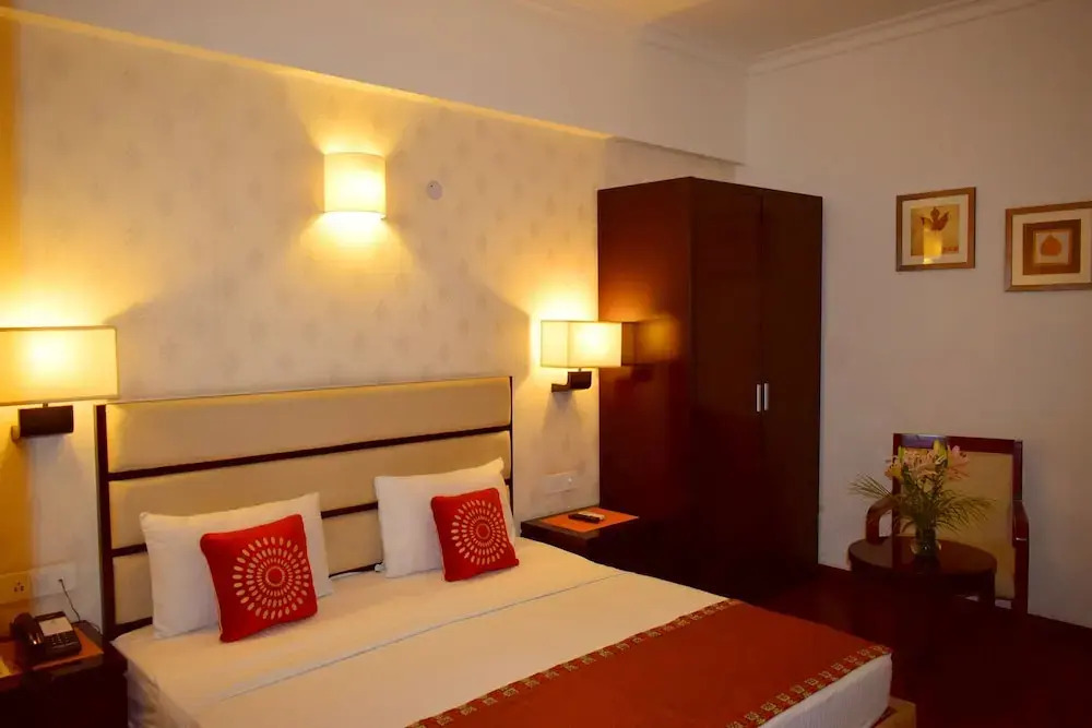 Hotel Ace Manor