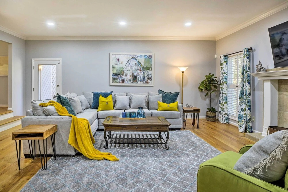 Hilltop Marietta Apt w/ Custom Design & Decor!
