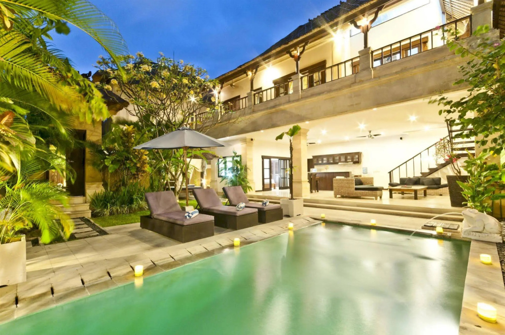 Villa Nakula