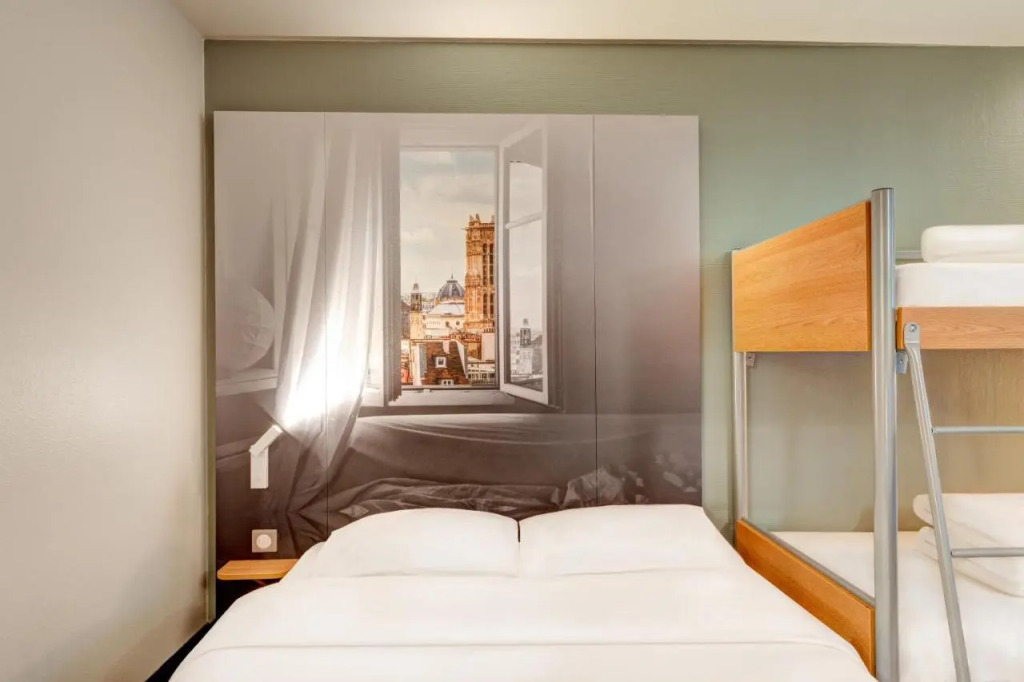B&B HOTEL Louveciennes