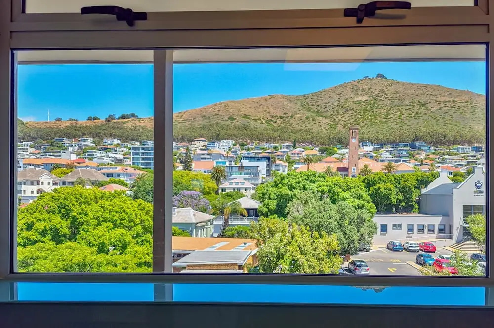 Two Bed Green Point Ocean View
