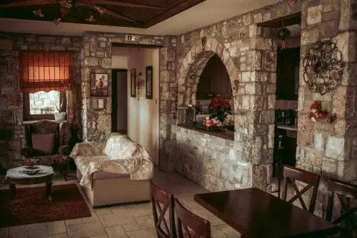 Filoxenia Hotel